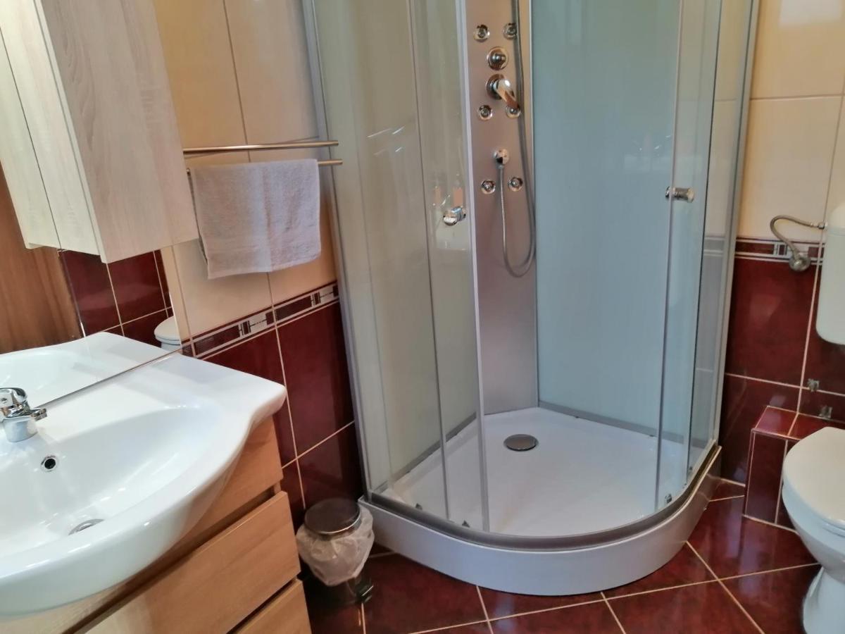 Csipkeház Apartman Cserkeszőlő Exterior foto