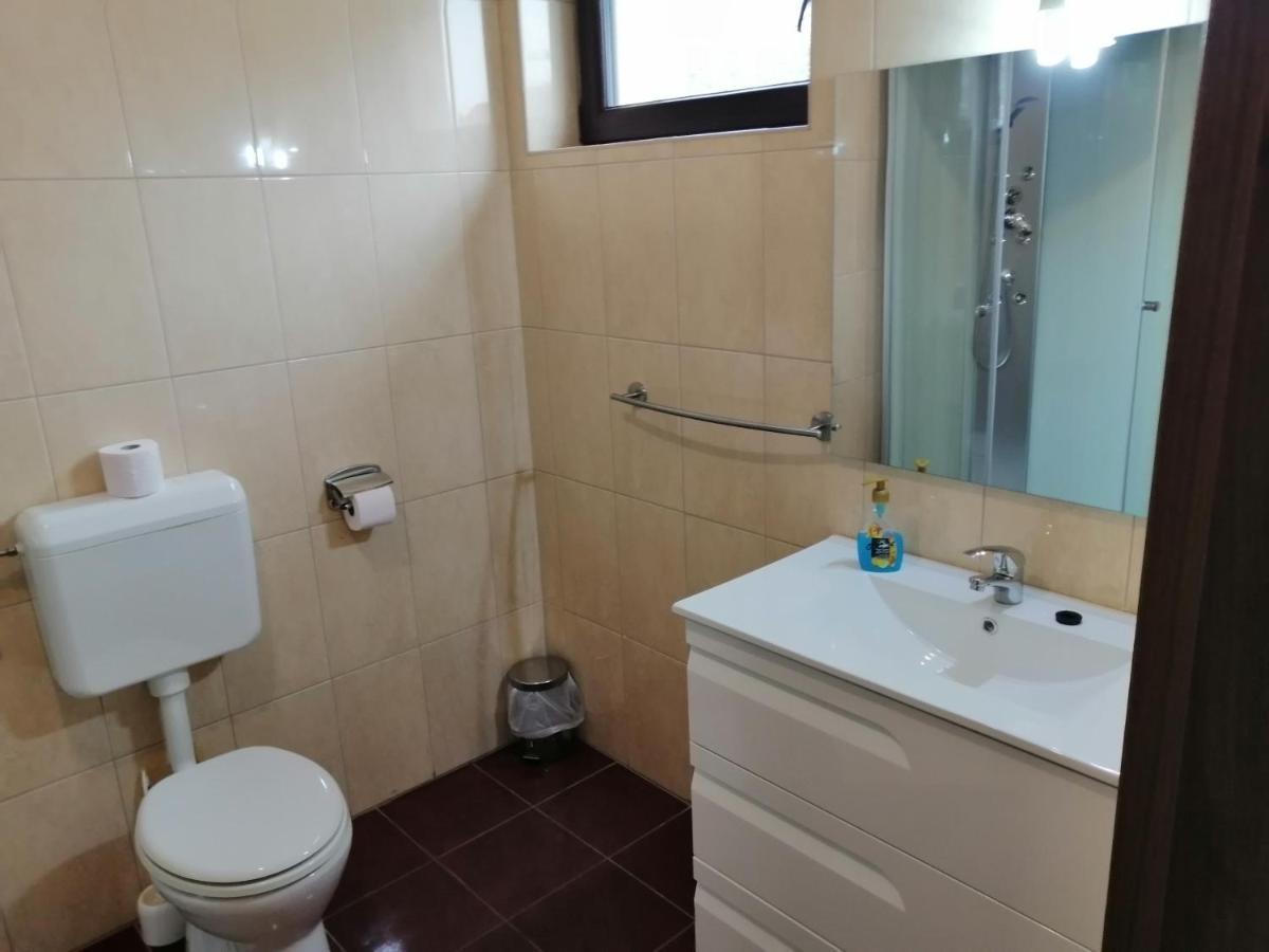 Csipkeház Apartman Cserkeszőlő Exterior foto